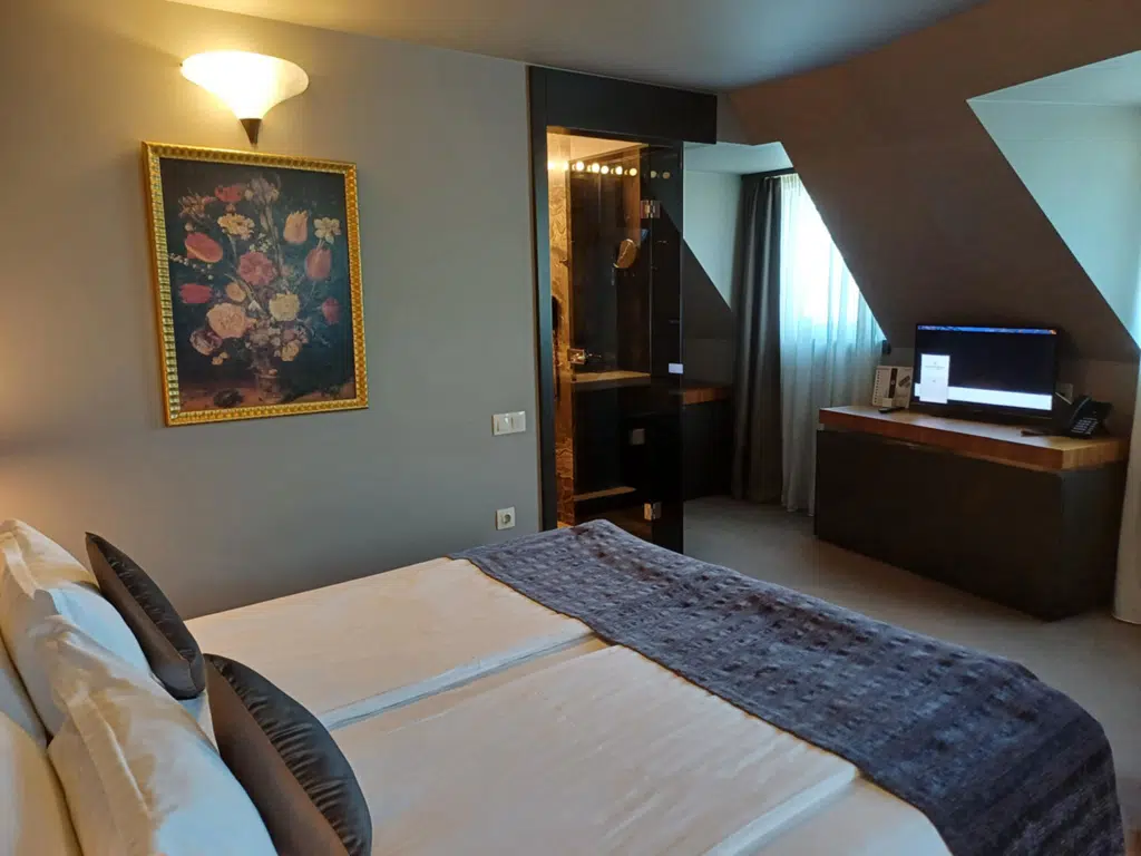 room image